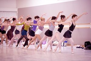 Play Ballet Dancer Dress Up for free online | Dress Up Games for